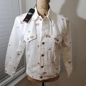 LEVI'S‎ embroidered floral ex-boyfriend trucker jacket Size XS NEW!!!!